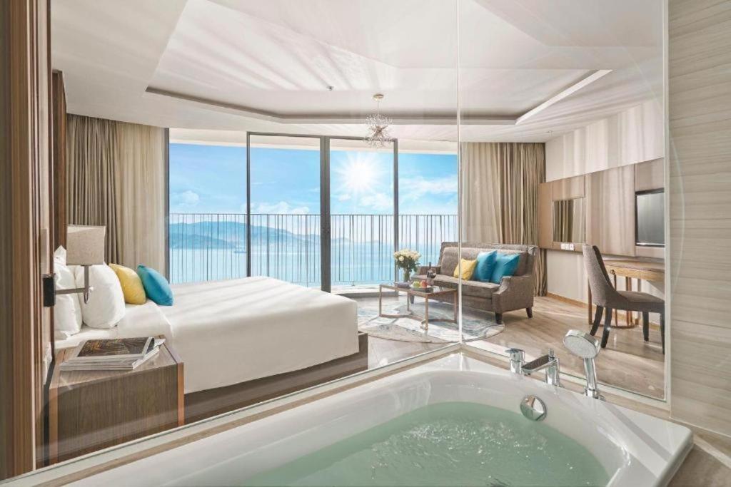 Luxury Seaview Panorama Nha Trang By Luna Dış mekan fotoğraf